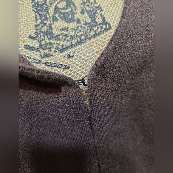 Women's V-Neck Cardigan Sweater - Brown SIZE XXL - Picture 3 of 6